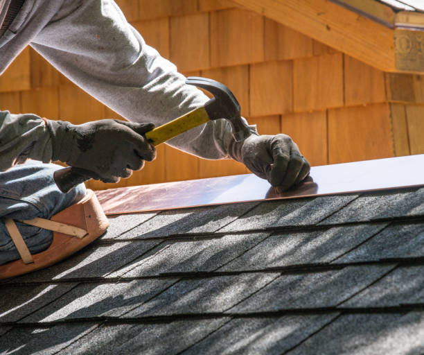  North Liberty, IA Roofing Contractor Pros